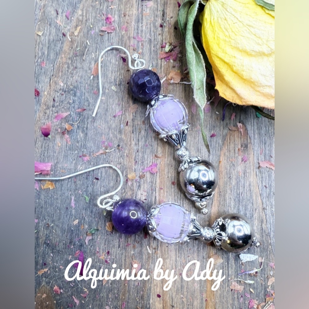 NATURAL AMETHYST STATEMENT EARRINGS - Picture 1 of 1